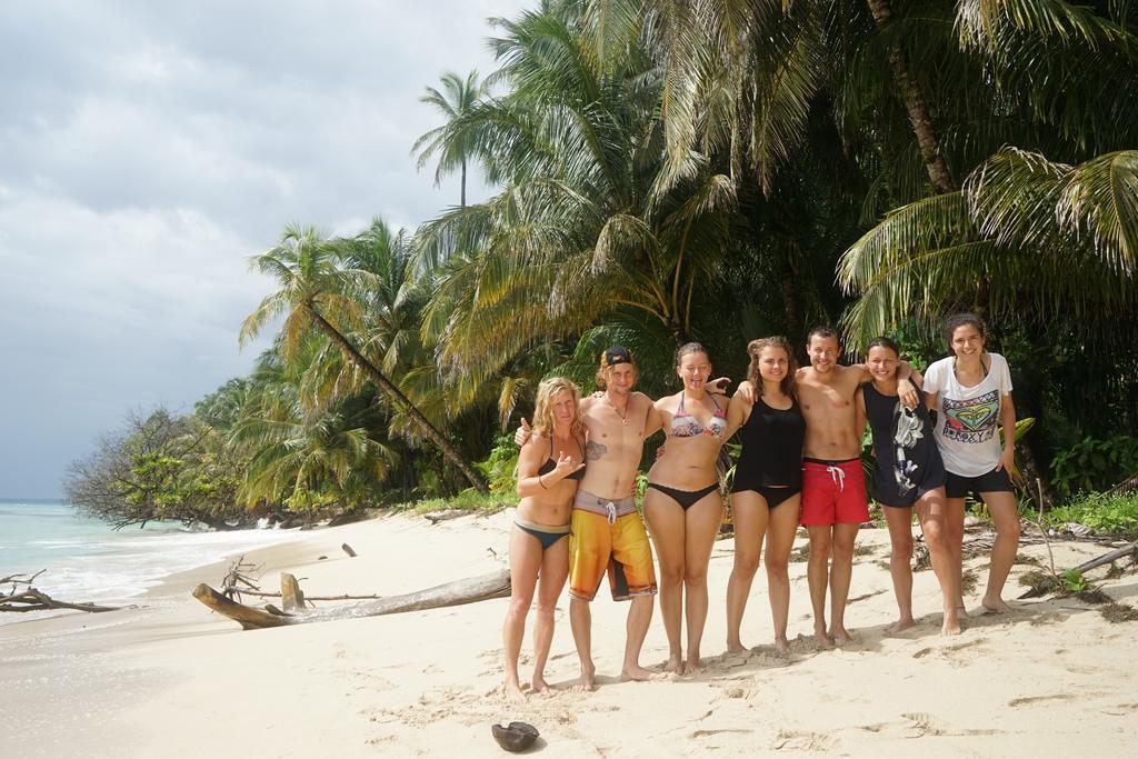 Surf Camp Hotel Bocas Town Exterior photo